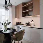 Kotzebue - Sleek&moody, Dark Green&black * Tallinn
