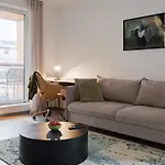 Kotzebue - Sleek & Moody, Dark & Black Lejlighed Tallinn