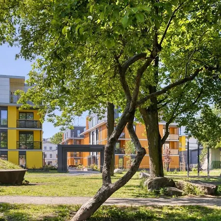 Kotzebue - Sleek & Moody, Dark & Black Apartment Tallinn