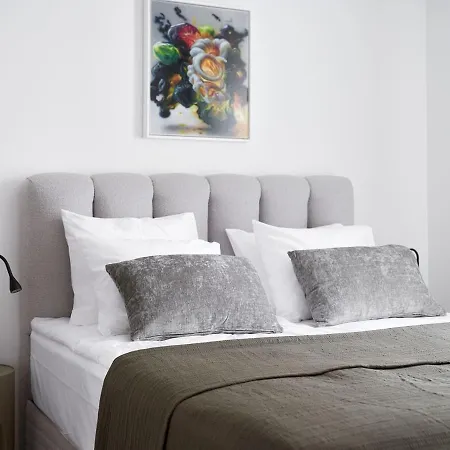 Apartmán Kotzebue - Sleek & Moody, Dark & Black Tallinn