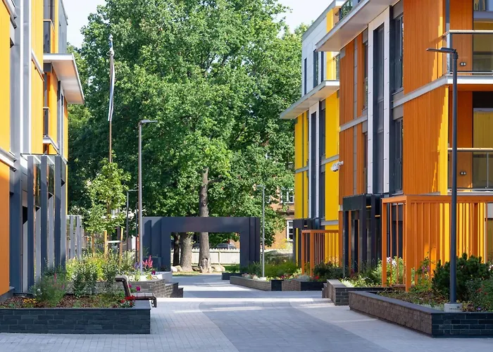 Kotzebue - Sleek & Moody, Dark & Black * Tallinn