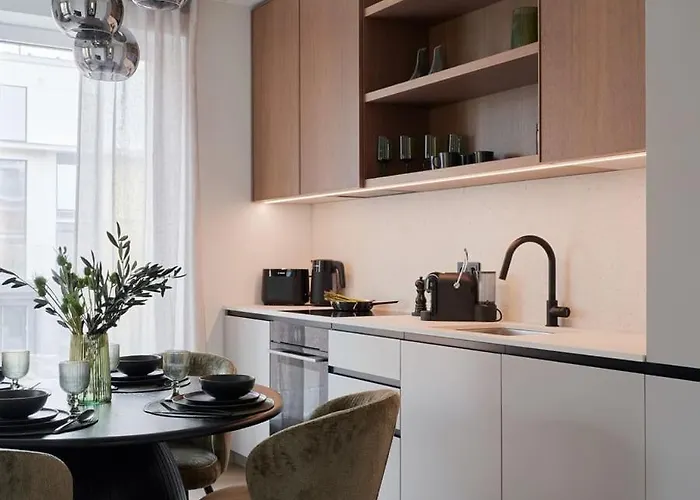 Kotzebue - Sleek & Moody, Dark & Black * Tallinn