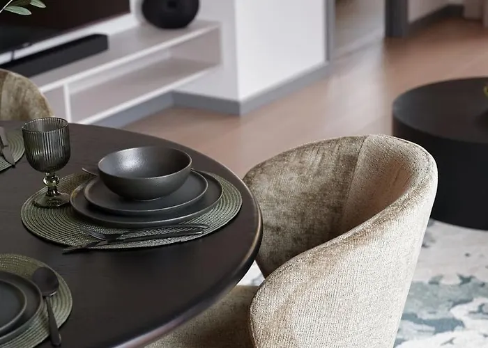 Apartmán Kotzebue - Sleek & Moody, Dark & Black *